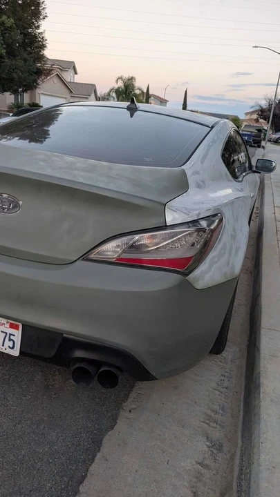2012 Hyundai Genesis Coupe - Image 4 of 11