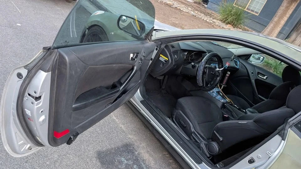 2012 Hyundai Genesis Coupe - Image 8 of 11