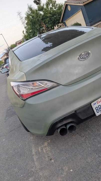 2012 Hyundai Genesis Coupe - Image 9 of 11