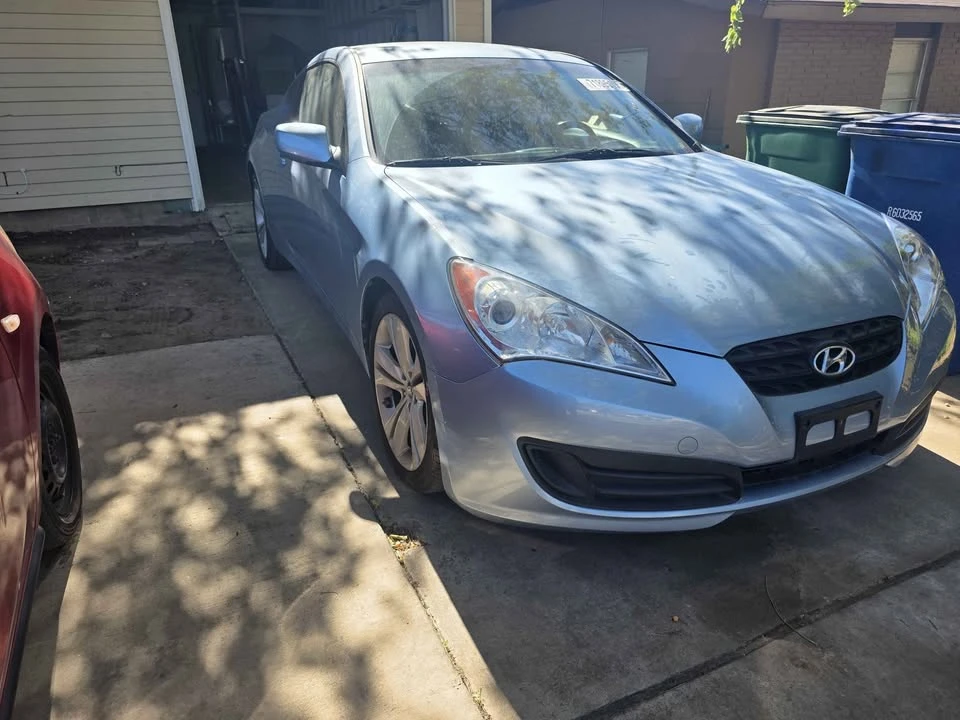 2012 Hyundai Genesis Coupe - Image 2 of 8