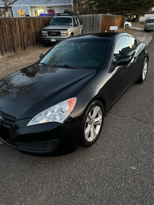 2012 Hyundai Genesis Coupe - Image 5 of 14