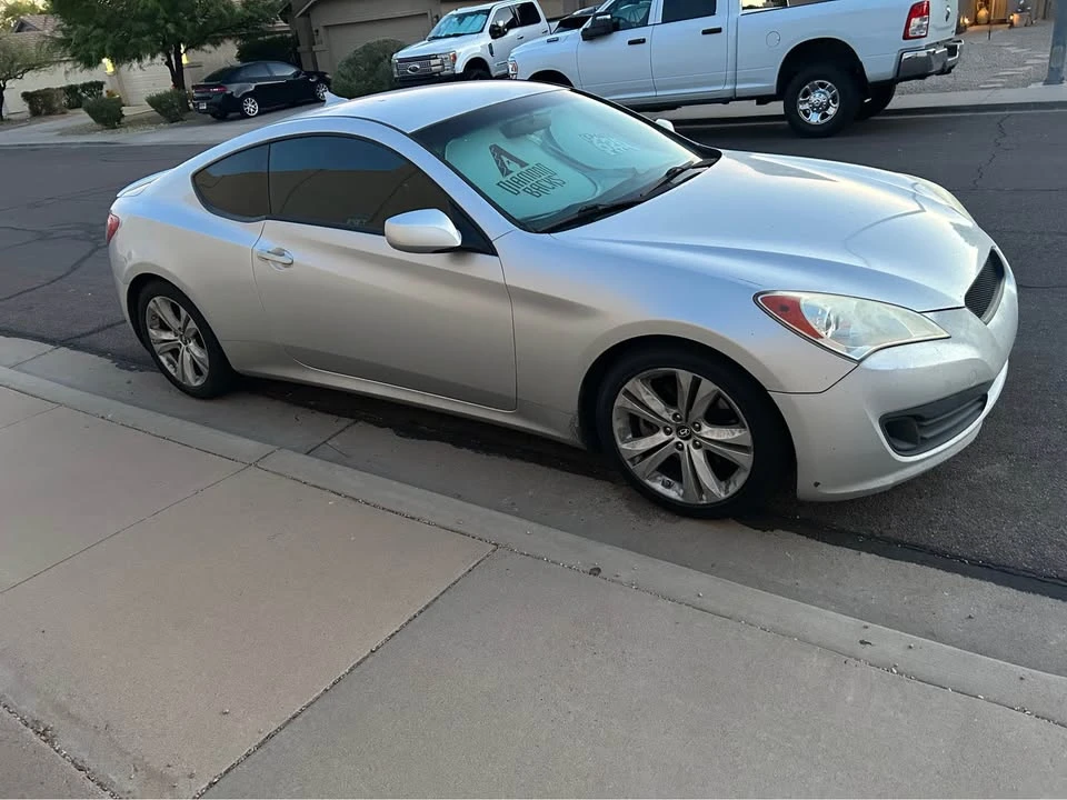 2012 Hyundai Genesis Coupe - Image 3 of 10
