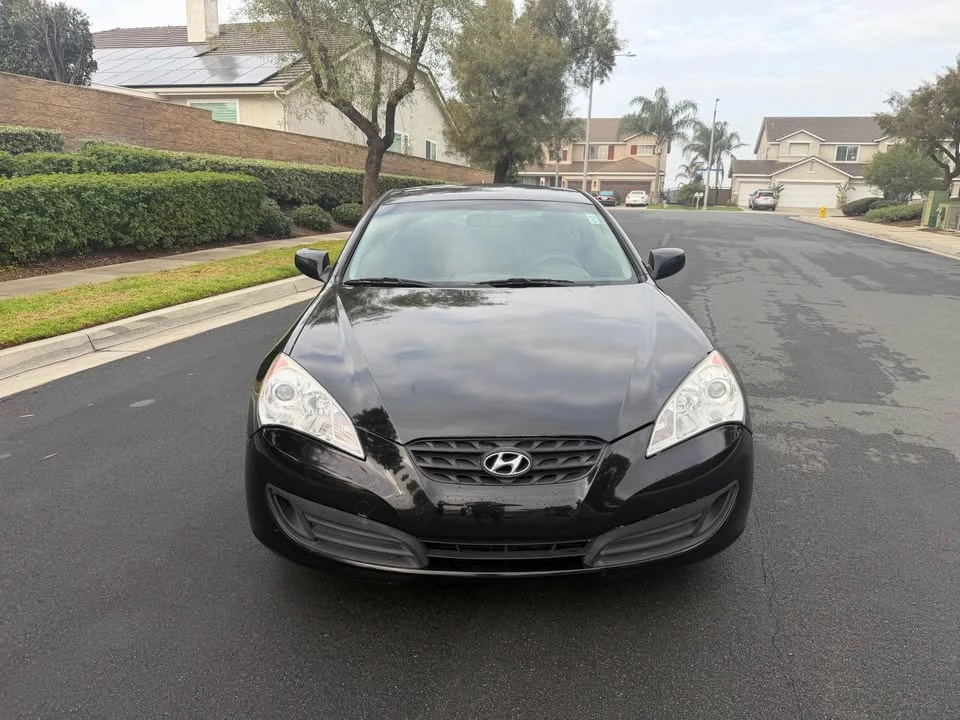 2012 Hyundai Genesis Coupe - Image 8 of 13