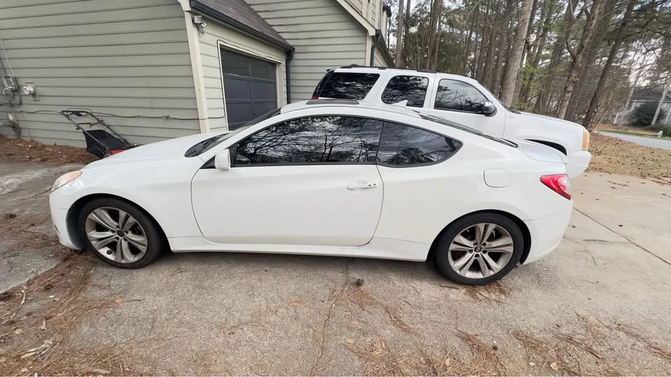 2012 Hyundai Genesis Coupe - Image 2 of 11