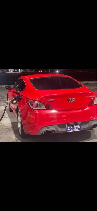 2012 Hyundai Genesis Coupe - Image 12 of 16
