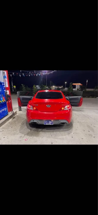 2012 Hyundai Genesis Coupe - Image 8 of 16