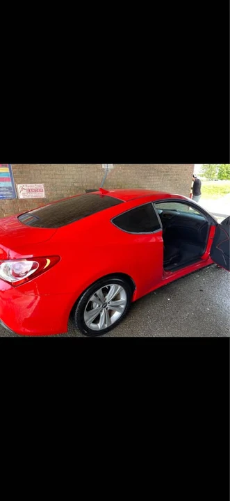 2012 Hyundai Genesis Coupe - Image 7 of 16