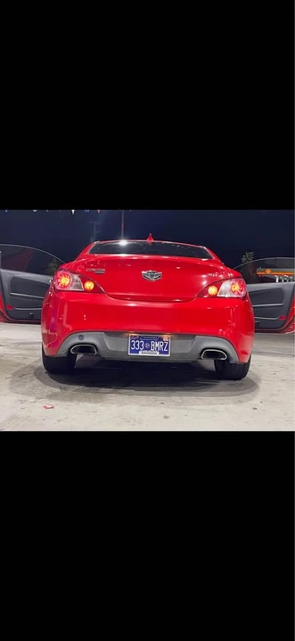 2012 Hyundai Genesis Coupe - Image 10 of 16