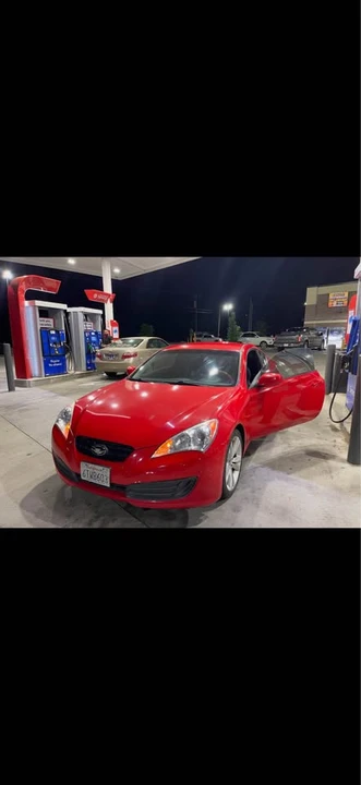 2012 Hyundai Genesis Coupe - Image 9 of 16
