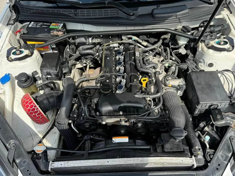 2012 Hyundai Genesis Coupe - Image 10 of 11