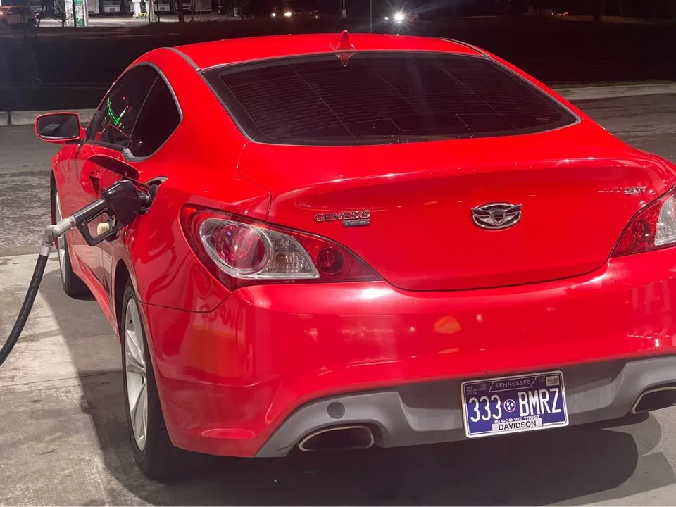 2012 Hyundai Genesis Coupe - Image 11 of 14