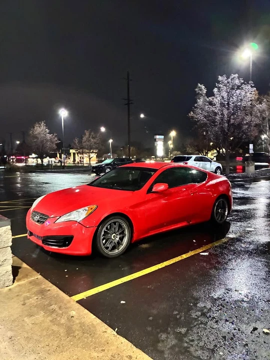 2012 Hyundai Genesis Coupe - Image 2 of 2