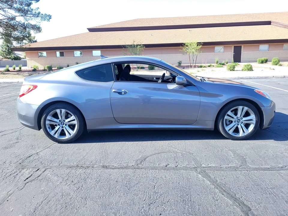 2012 Hyundai Genesis Coupe - Image 3 of 9