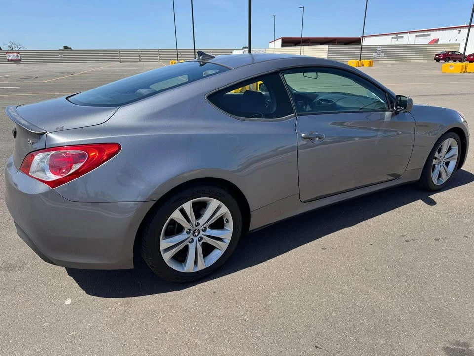 2012 Hyundai Genesis Coupe - Image 4 of 16