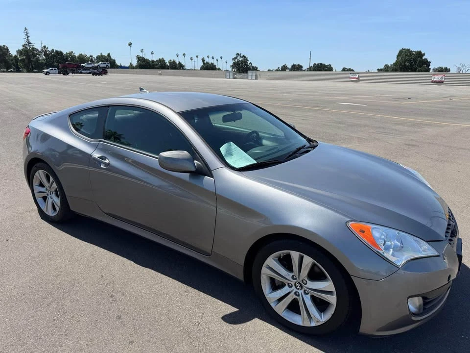 2012 Hyundai Genesis Coupe - Image 2 of 16