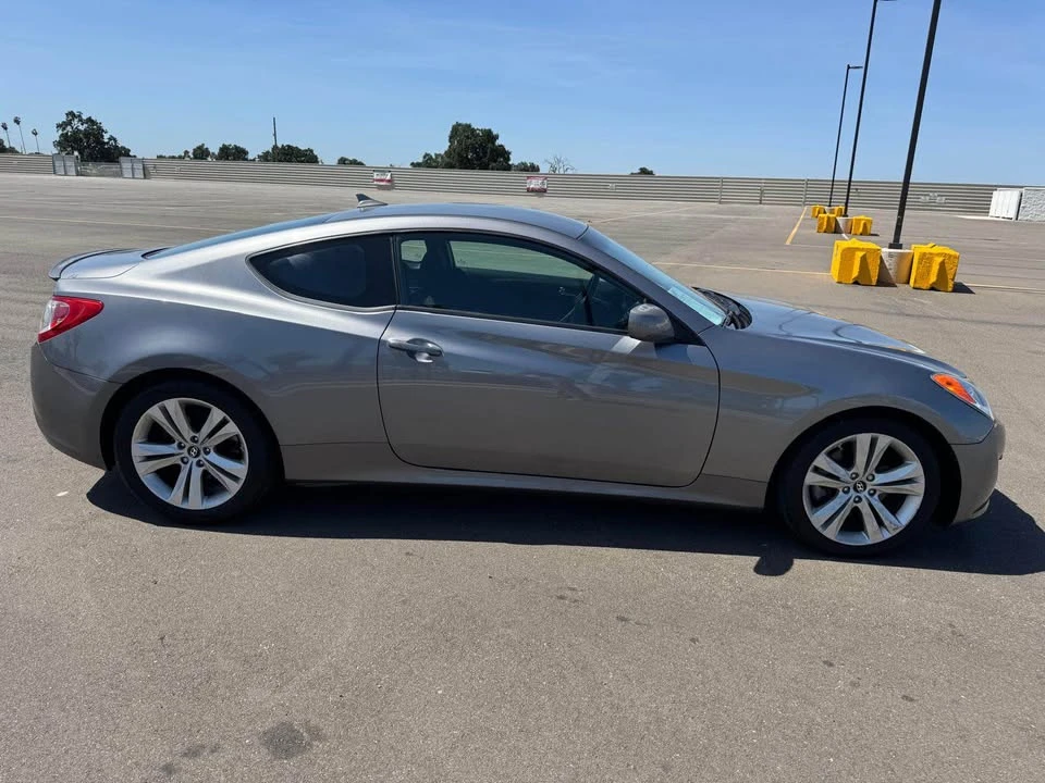 2012 Hyundai Genesis Coupe - Image 3 of 16