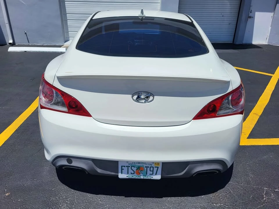 2012 Hyundai Genesis Coupe - Image 4 of 10