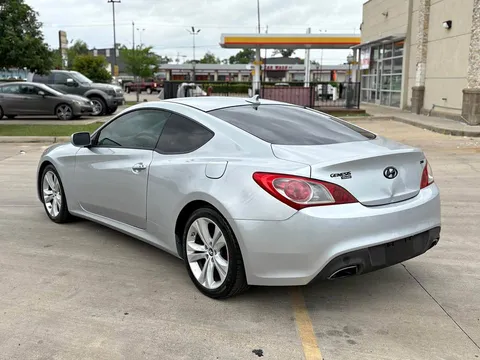2012 Hyundai Genesis Coupe 2.0T