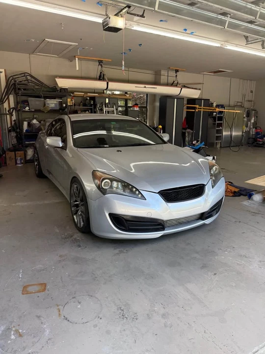 2012 Hyundai Genesis Coupe - Image 4 of 18