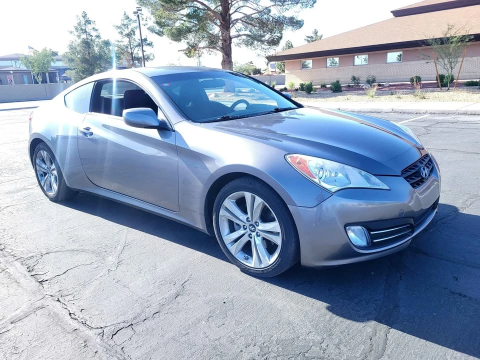 2012 Hyundai Genesis Coupe - Image 2 of 9