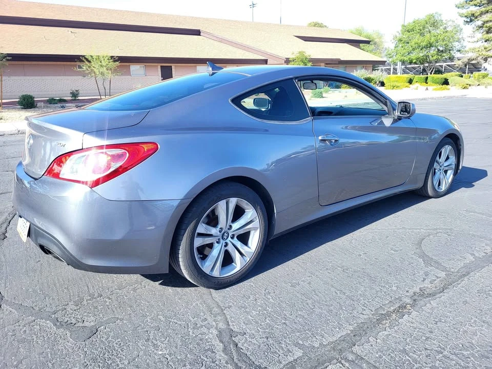 2012 Hyundai Genesis Coupe - Image 5 of 9