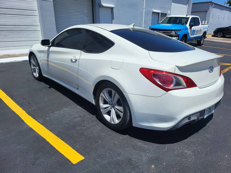 2012 Hyundai Genesis Coupe - Image 3 of 10