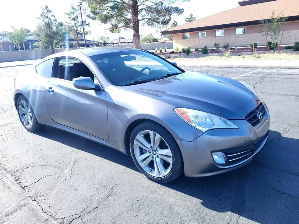 2012 Hyundai Genesis Coupe - Image 3 of 5