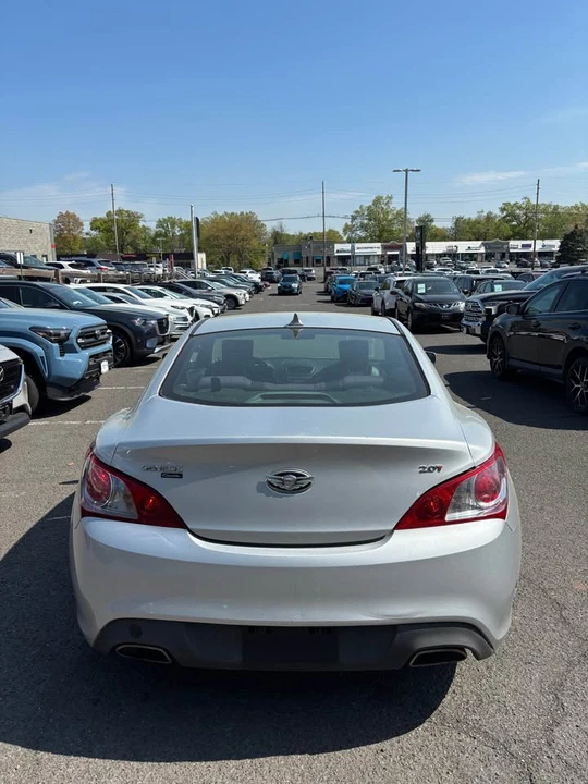 2012 Hyundai Genesis Coupe - Image 5 of 8
