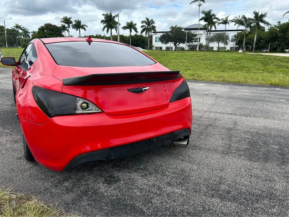 2012 Hyundai Genesis Coupe - Image 12 of 15