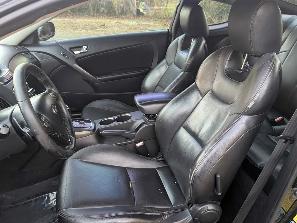 2012 Hyundai Genesis Coupe - Image 8 of 13