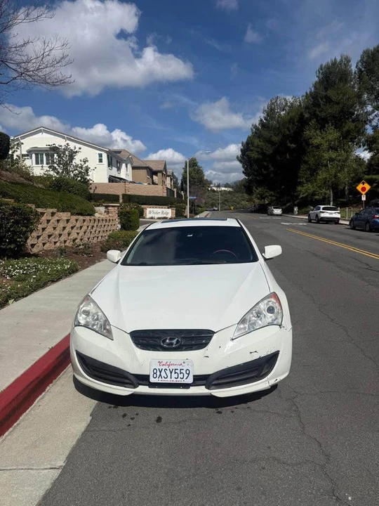 2012 Hyundai Genesis Coupe - Image 2 of 14