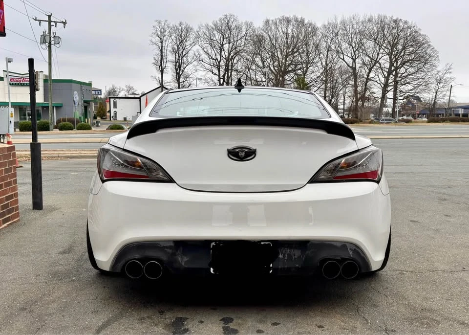 2012 Hyundai Genesis Coupe - Image 4 of 12