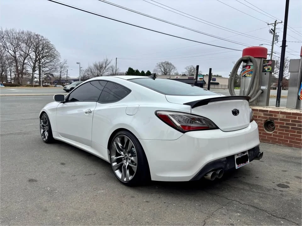2012 Hyundai Genesis Coupe - Image 3 of 12