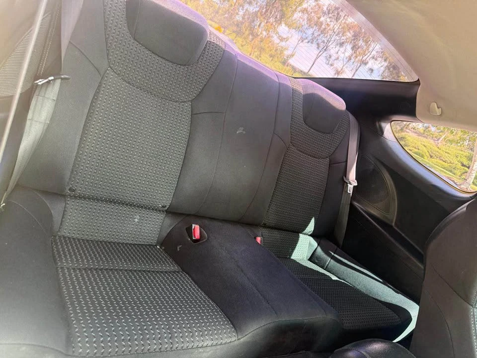 2012 Hyundai Genesis Coupe - Image 9 of 13