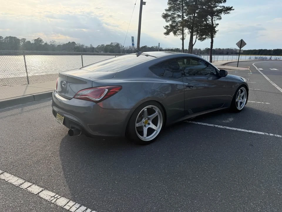 2012 Hyundai Genesis Coupe - Image 2 of 7