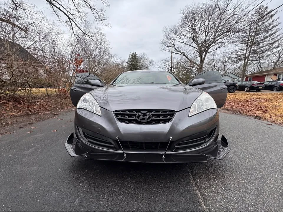 2012 Hyundai Genesis Coupe - Image 4 of 8