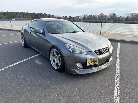 2012 Hyundai Genesis Coupe 2.0T Premium