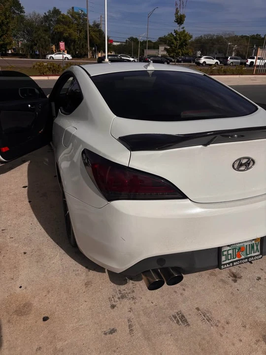 2012 Hyundai Genesis Coupe - Image 13 of 15