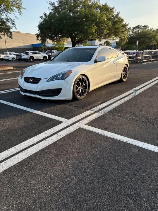 2012 Hyundai Genesis Coupe - Image 4 of 15