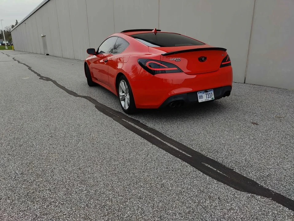 2012 Hyundai Genesis Coupe - Image 7 of 19