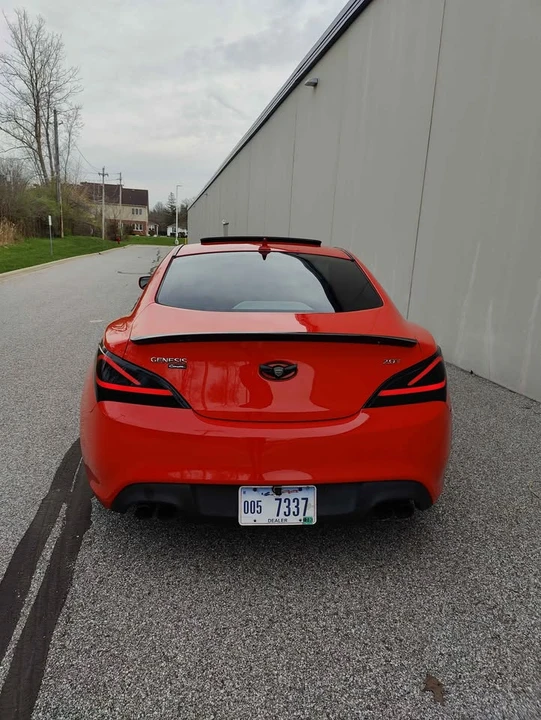 2012 Hyundai Genesis Coupe - Image 8 of 19