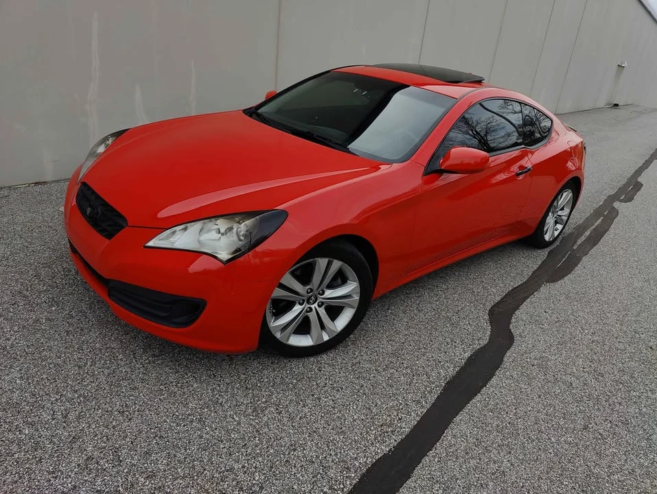 2012 Hyundai Genesis Coupe - Image 2 of 19