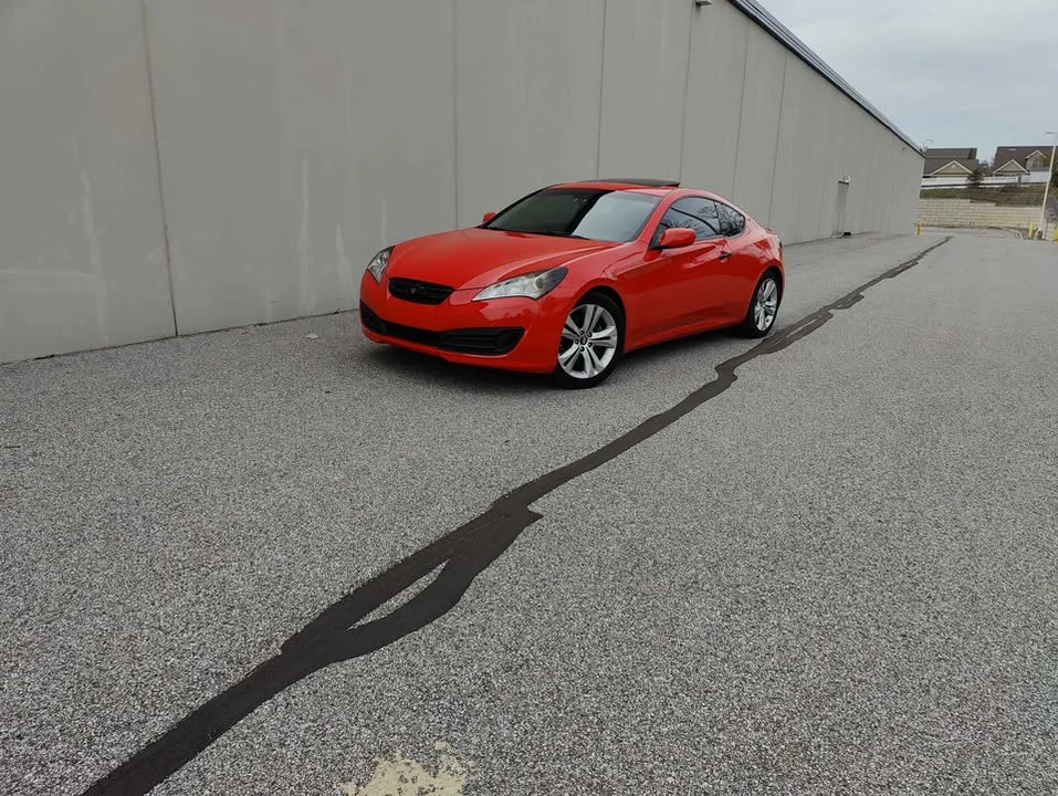 2012 Hyundai Genesis Coupe - Image 4 of 19