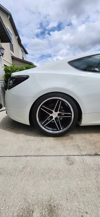 2012 Hyundai Genesis Coupe - Image 4 of 6