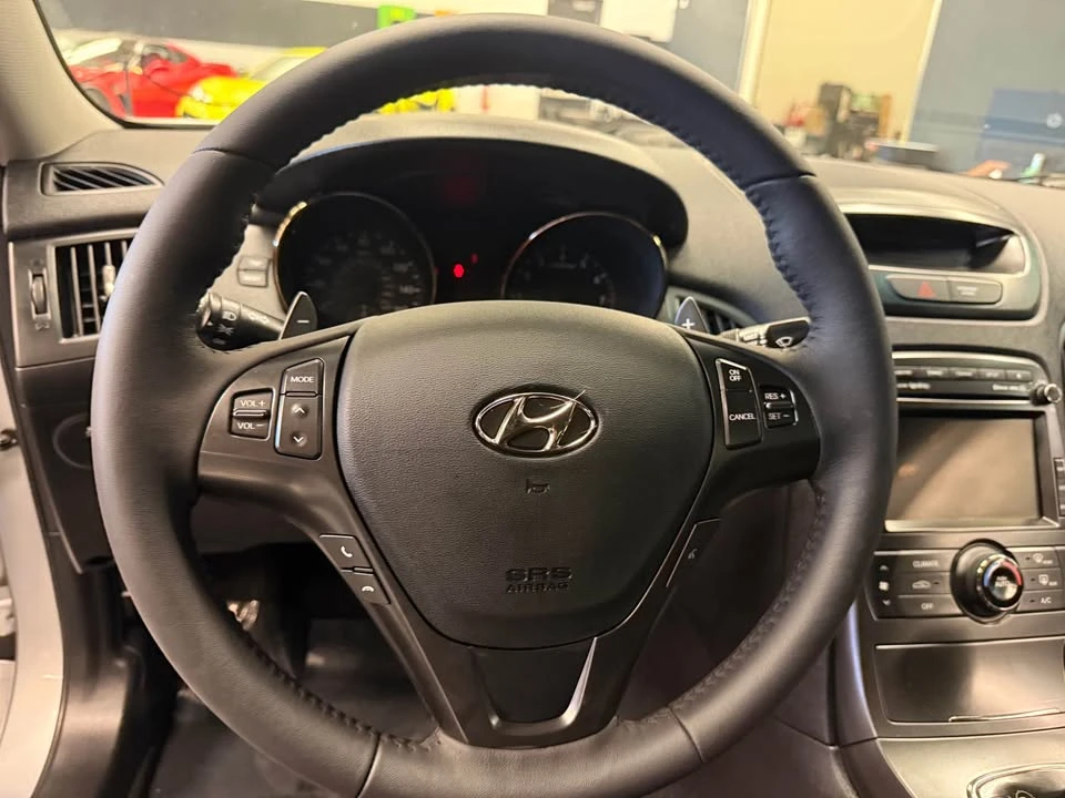 2012 Hyundai Genesis Coupe - Image 11 of 18