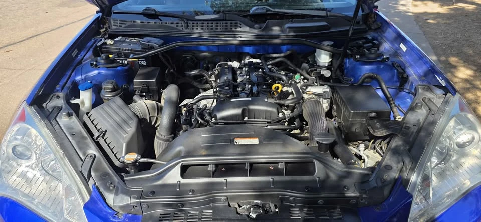 2012 Hyundai Genesis Coupe - Image 14 of 14