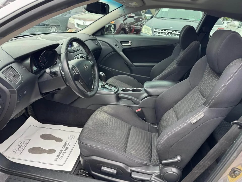 2012 Hyundai Genesis Coupe - Image 8 of 19