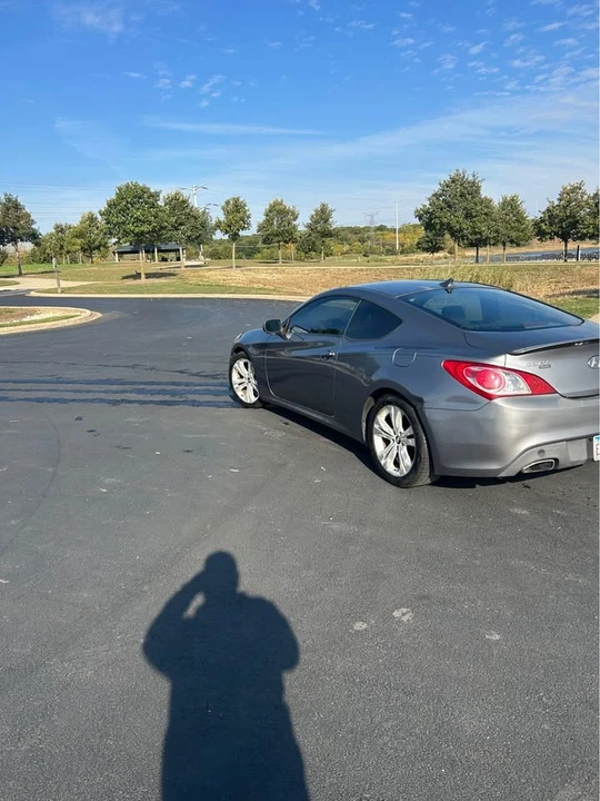 2012 Hyundai Genesis Coupe - Image 3 of 7