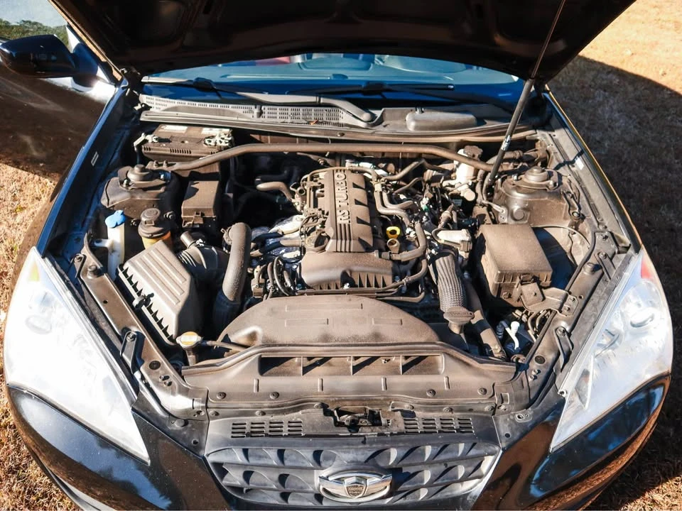 2012 Hyundai Genesis Coupe - Image 16 of 16