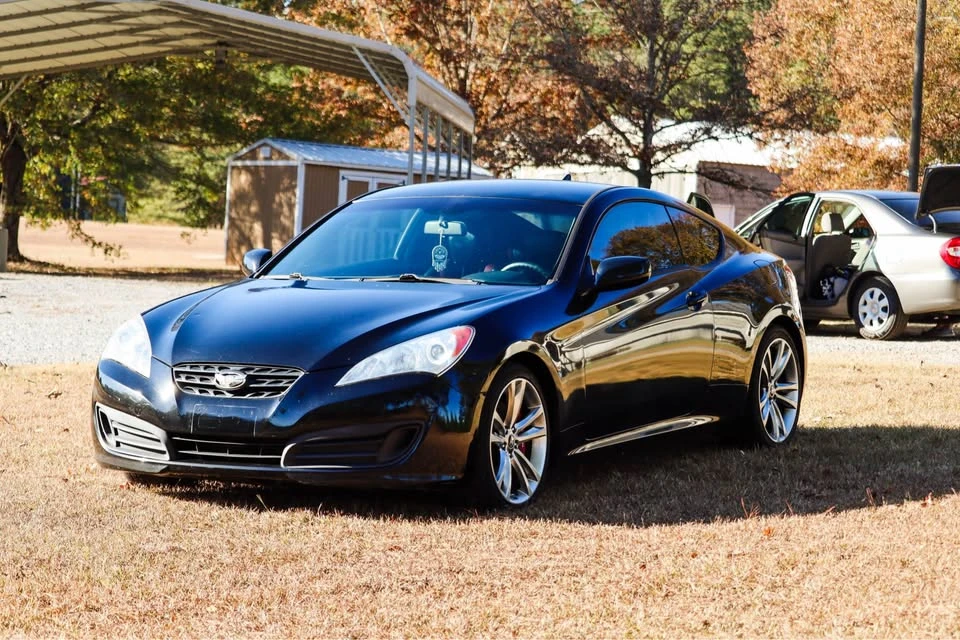 2012 Hyundai Genesis Coupe - Image 3 of 16